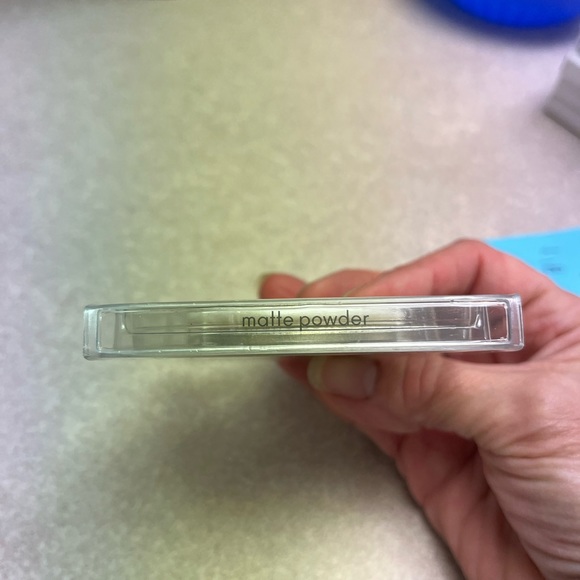 Jane Iredale Pure Matte Finish - Picture 3 of 3